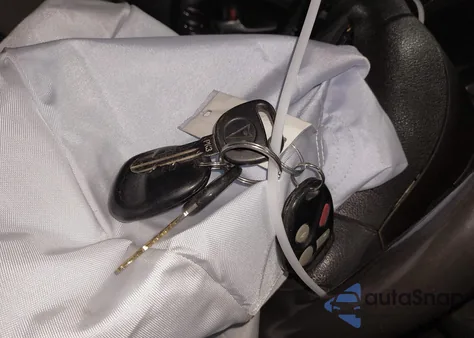 2005 Pontiac Bonneville Gxp z USA, uszkodzony, nr VIN 1G2HZ54Y05U240241